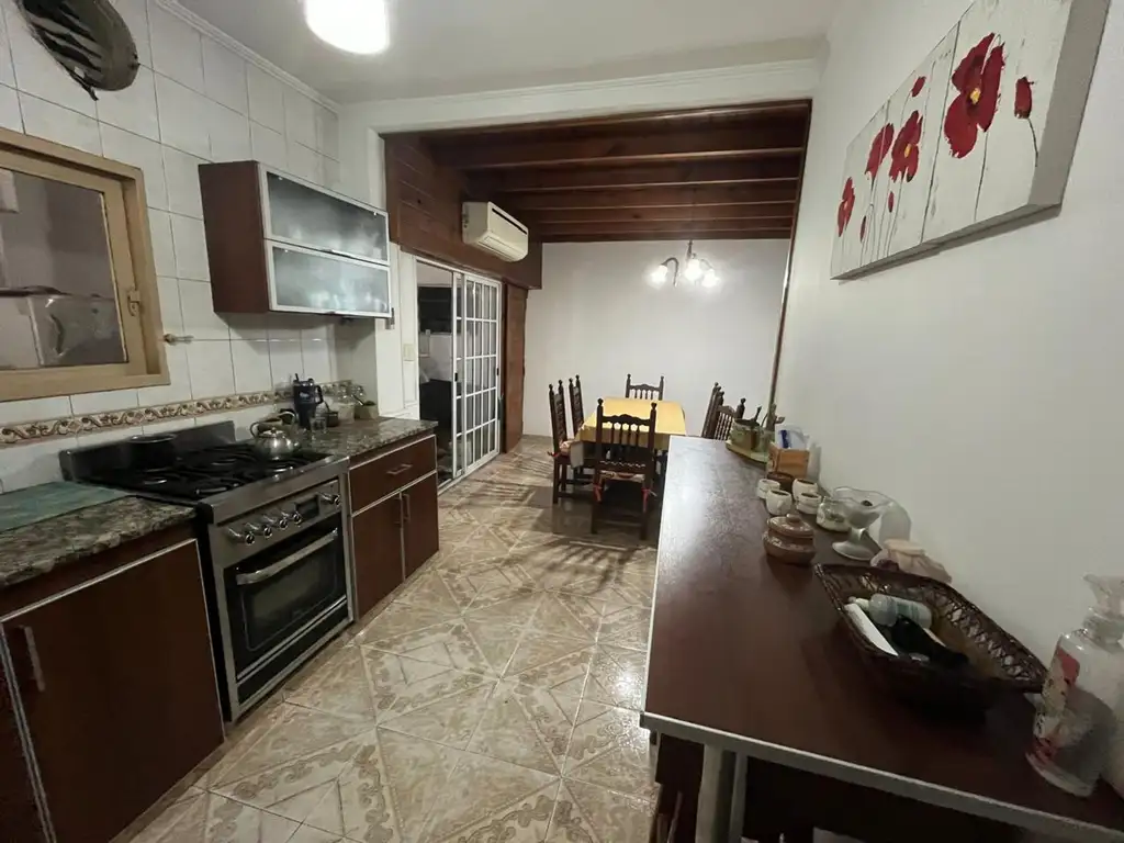 VENTA PH 3 AMB MORON SUR CON TERRAZA Y PARRILLA