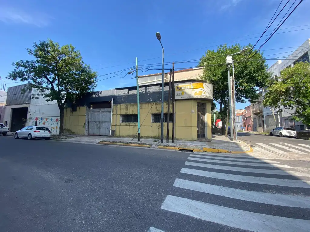 Depósito 370 m2 en Barracas en Alquiler - Mixtura 3