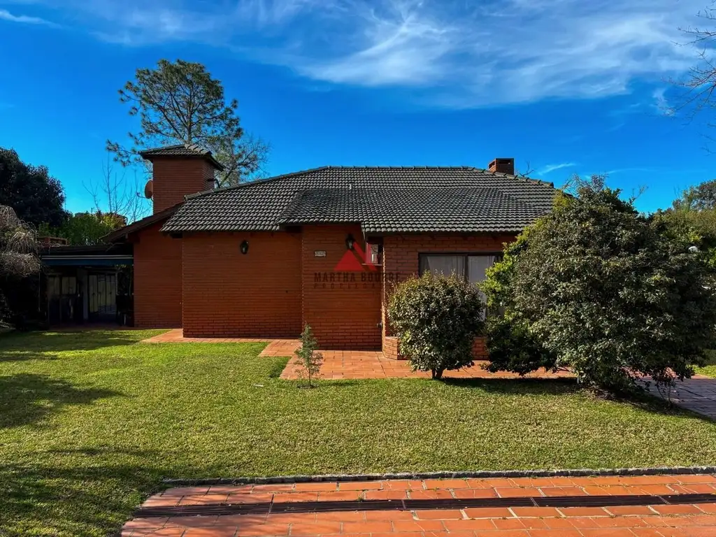 Casa  en Venta en Larena Country Club, Pilar, G.B.A. Zona Norte