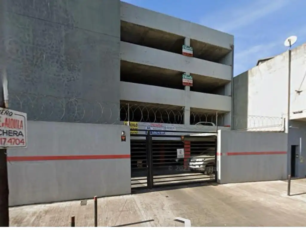 VENTA COCHERA 100% FINANCIADA, 2DO PISO TECHADO. PARKING PAZ, QUILMES.