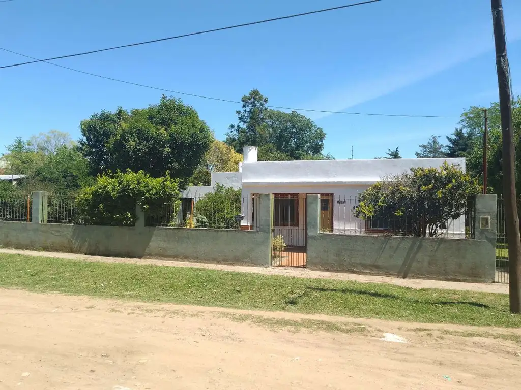 CASA EN VENTA MARIANO ACOSTA