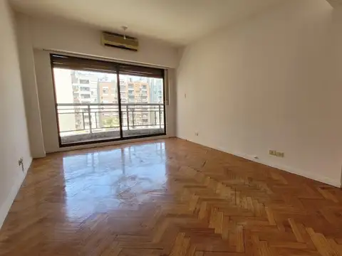 ALQUILER SEMIPISO 3 AMBIENTES CON COCHERA CUBIERTA URQUIZA R