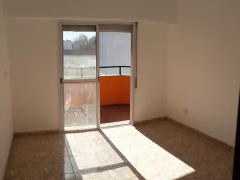 2 amb a estrenar con balcon y tza propia