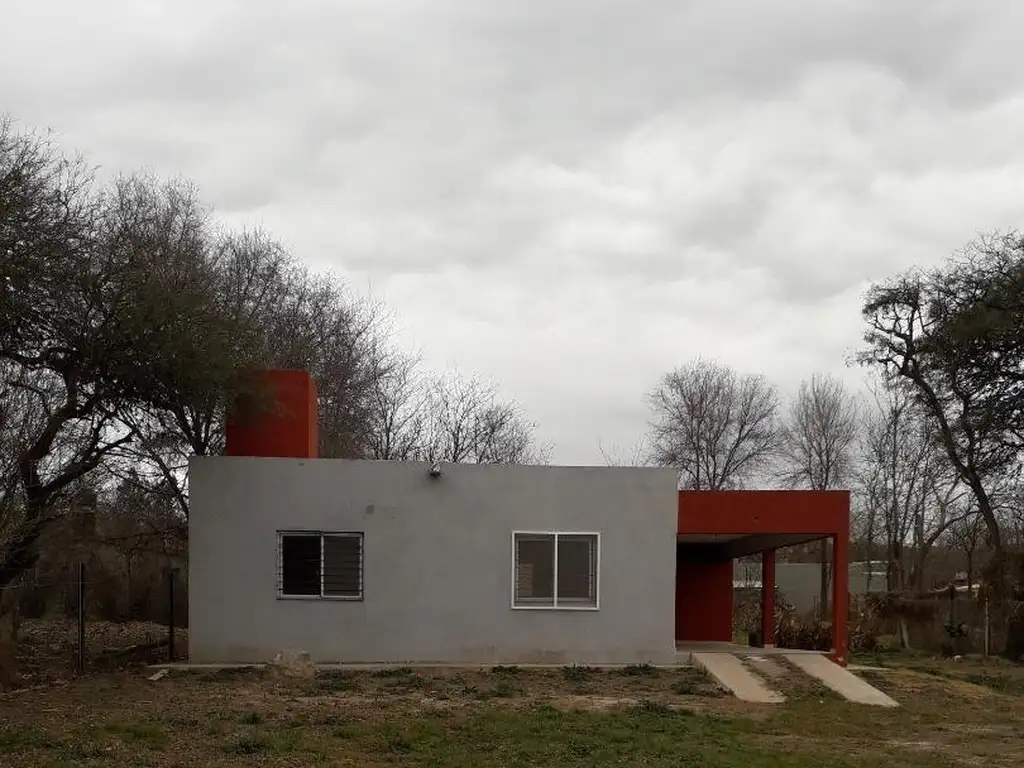 Casa nueva dos dorm. en Villa Los Aromos - Cba.