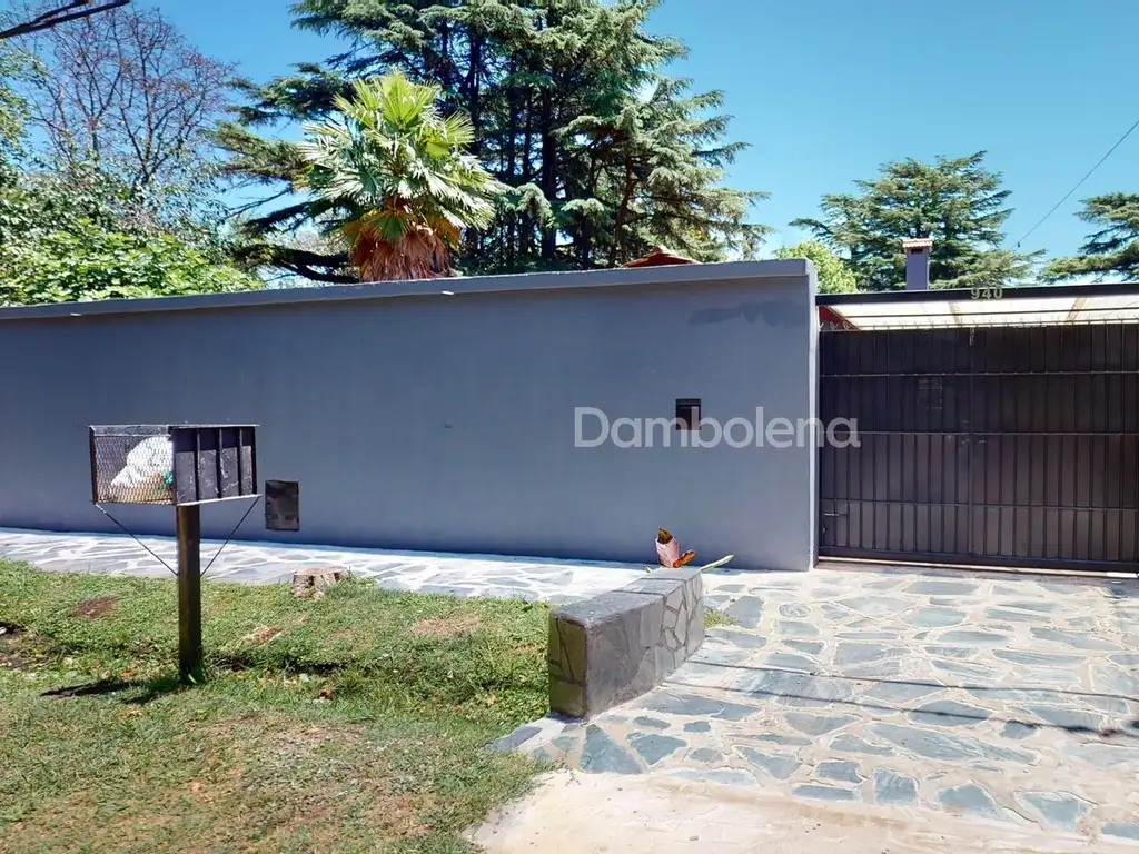 Casa Quinta  en Venta en Moreno, G.B.A. Zona Oeste, Argentina - DAM3237_LP577018_2