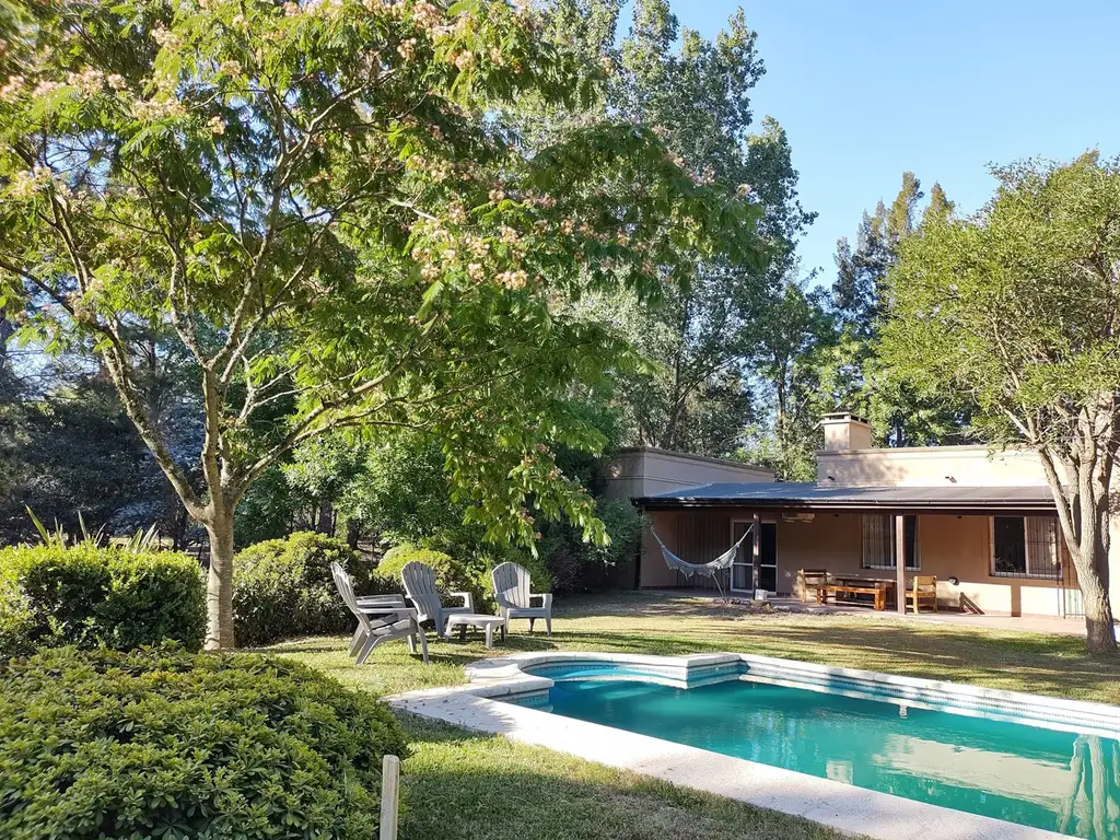 Casa Quinta  en Venta en El Solar de Capilla, Exaltación de la Cruz, G.B.A. Zona Norte