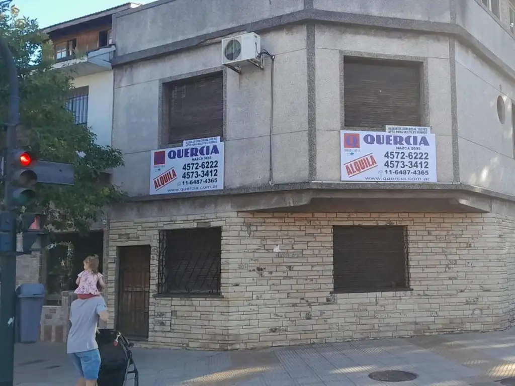 CASA EN ALQUILER ESQUINA USO COMERC. 4 AMB.GGE.QCHO TZA EXEL.IDEAL GASTRONOMIA SANITARIOS ETC.