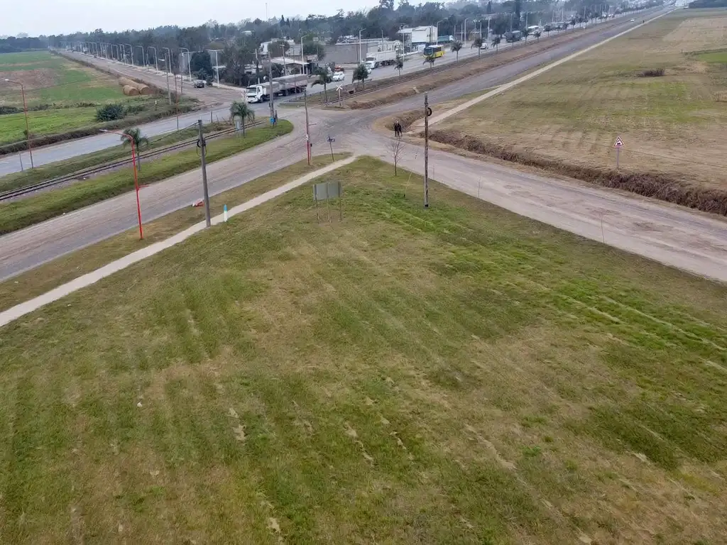 Terreno en  Timbues sobre Ruta 11 y colectora