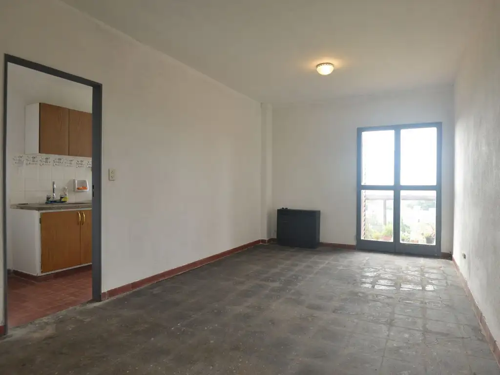 VENTA DEPARTAMENTO 4 AMBIENTES PISO ALTO BECCAR