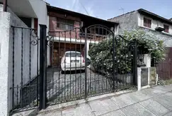 Casa - Alquiler - Argentina, VILLA SARMIENTO - MANUEL RICO 1000
