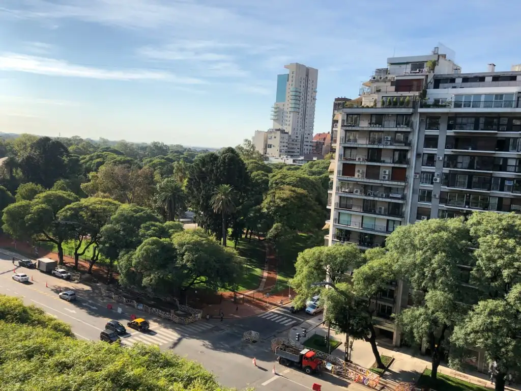 Impecable departamento, piso alto, en la mejor zona de palermo, Av Libertador 2656