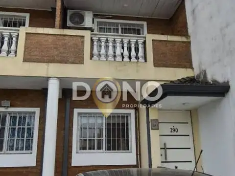 Muy buena propiedad Triplex de 4 ambientes en Quilmes