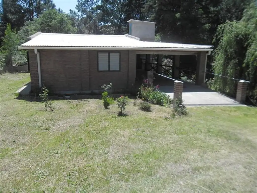 Casa con buen terreno cercana al río. Potrero de Garay - Cba