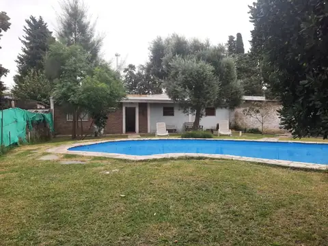 Venta González Catan QUINTA con pileta