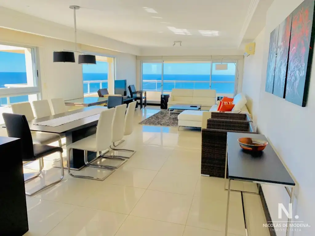 Departamento en venta en Torre Lobos - Punta del Este