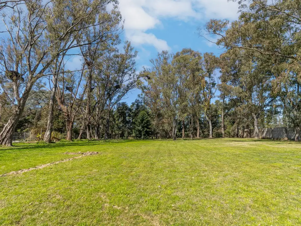 VENTA DE LOTE EN BARRIO CERRADO SEGUNDA ETAPA