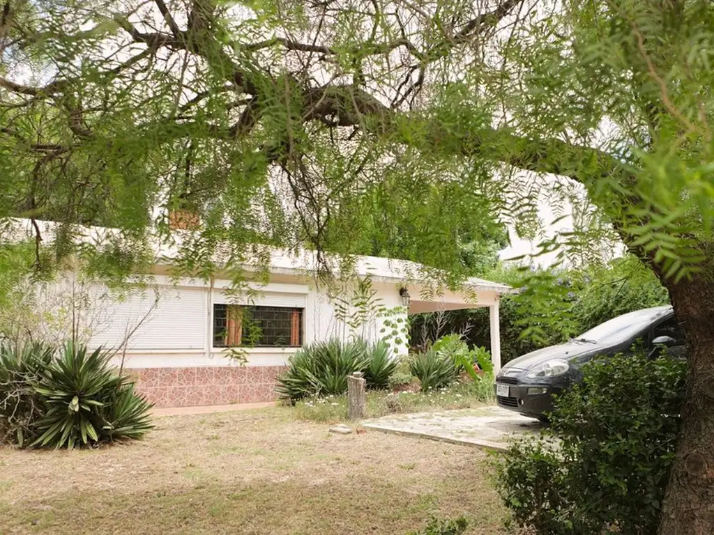 VENTA CASA LAS TOSCAS SUR 5 DORMITORIOS