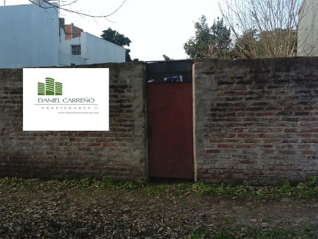 Excelente lote - 10 x 30 - dos cuadras Palacio municipal