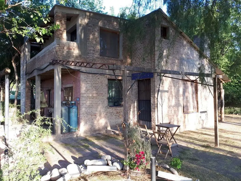 Vendo casa en dos plantas en Barrio La Banda, San Marcos Sierras