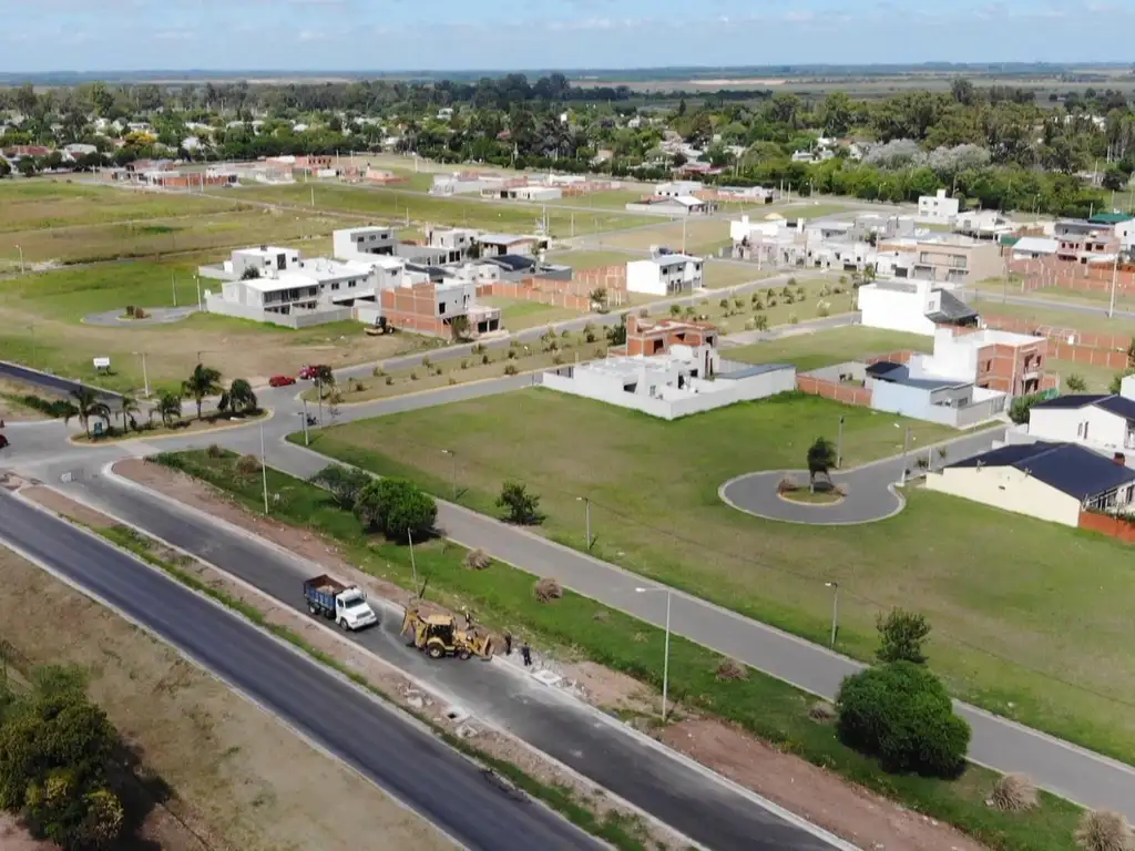 VENTA LOTE EN EL PORTAL DE LA AVENIDA