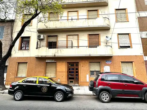 VENTA DEPARTAMENTO 4 AMBIENTES LA BOCA