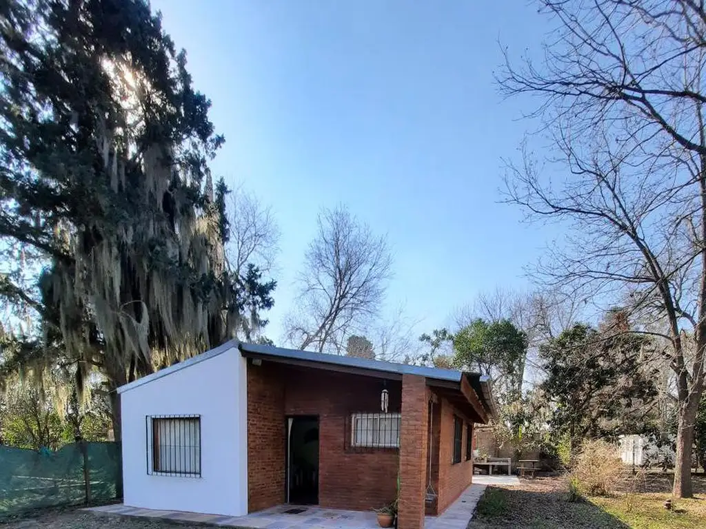 Casa en Timbúes con gran terreno y piscina!!!