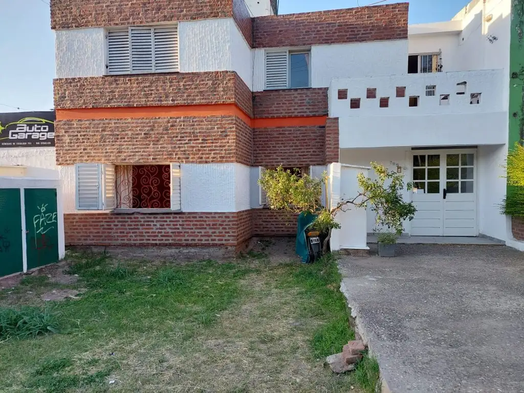 VENTA DEPTO 2 DORM RIO CEBALLOS PLANTA BAJA