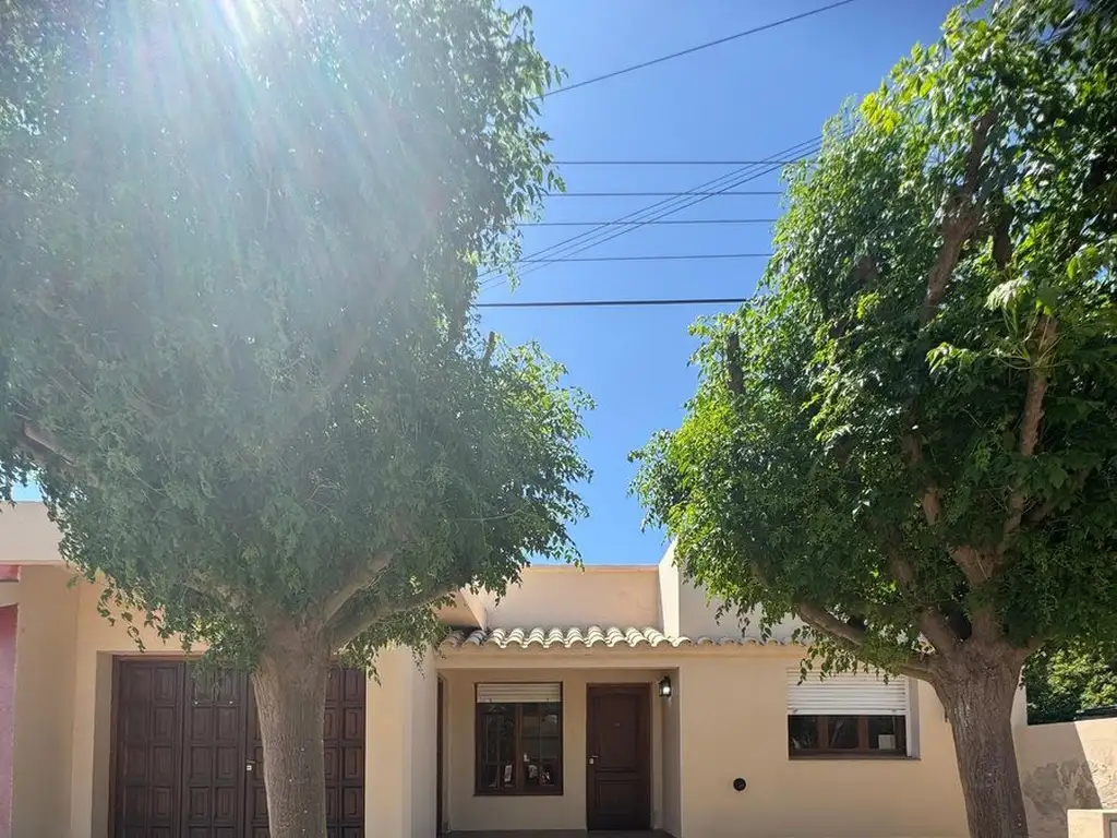 CASA EN VENTA EN JUAN JOSÉ PASO