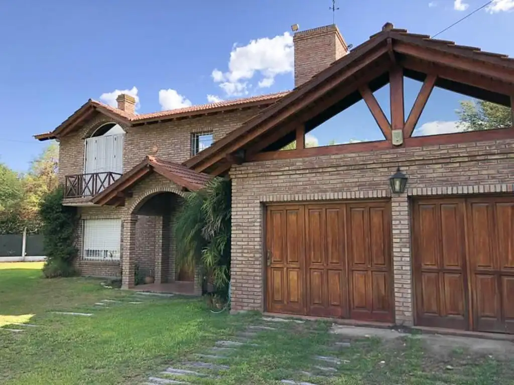 Casa en venta 3 dormitorios en Cotos de la Alameda Roldan