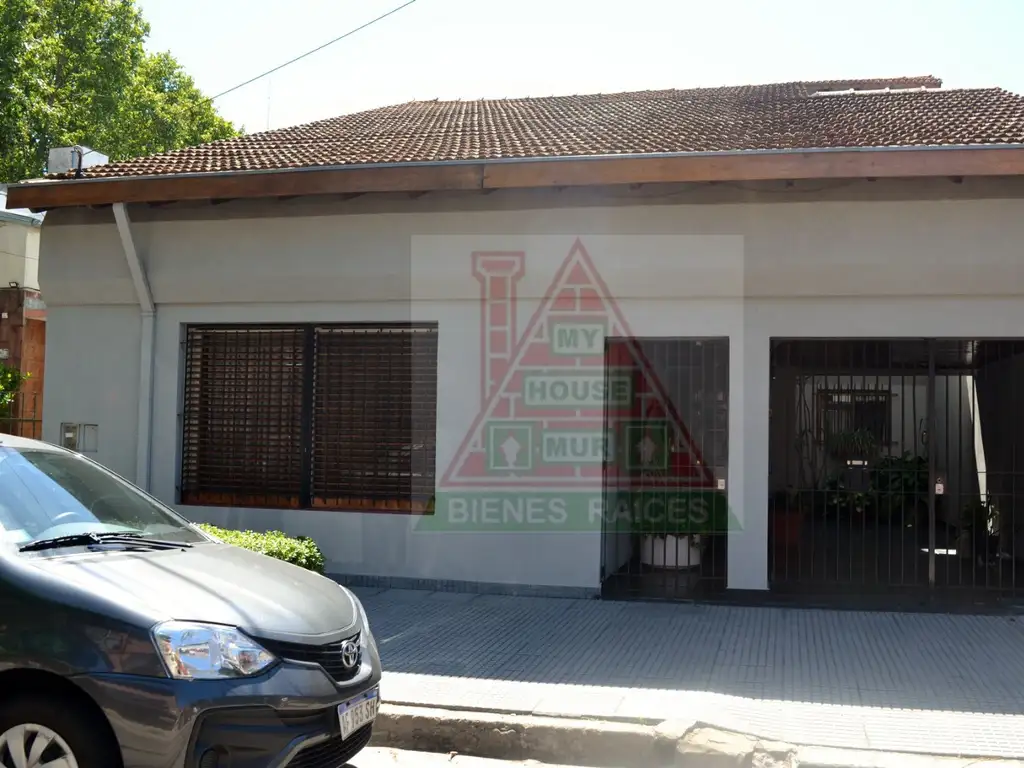 CHALET 4 AMBIENTES, VENTA EN SAN ISIDRO