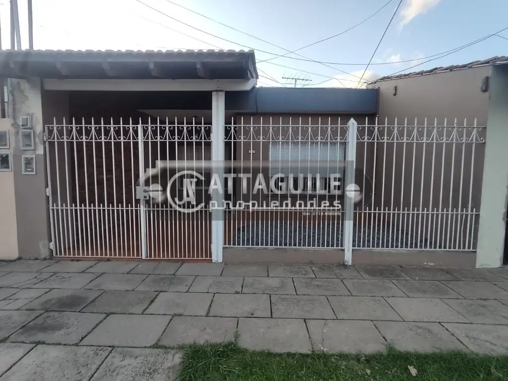 Casa - Alquiler - Argentina, Merlo - COSQUIN 651