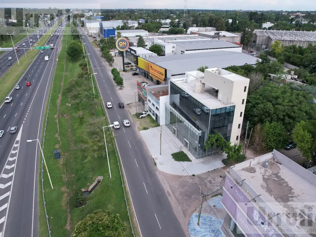 Oficina en  Acceso Oeste