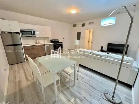 Departamento en venta de 2 ambientes en Miami