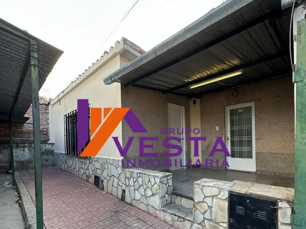 B° EL CARMEN-CASA-VENTA-ZONA OESTE