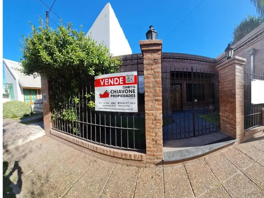 Casa centrica en venta, Marcos Paz