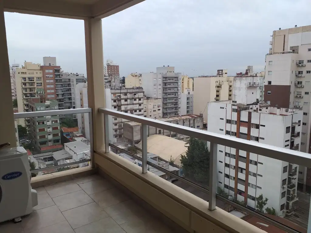 VENTA DEPTO. 4 AMB. CON BALCÓN TERRAZA, COCHERA CUBIERTA FIJA Y BAULERA