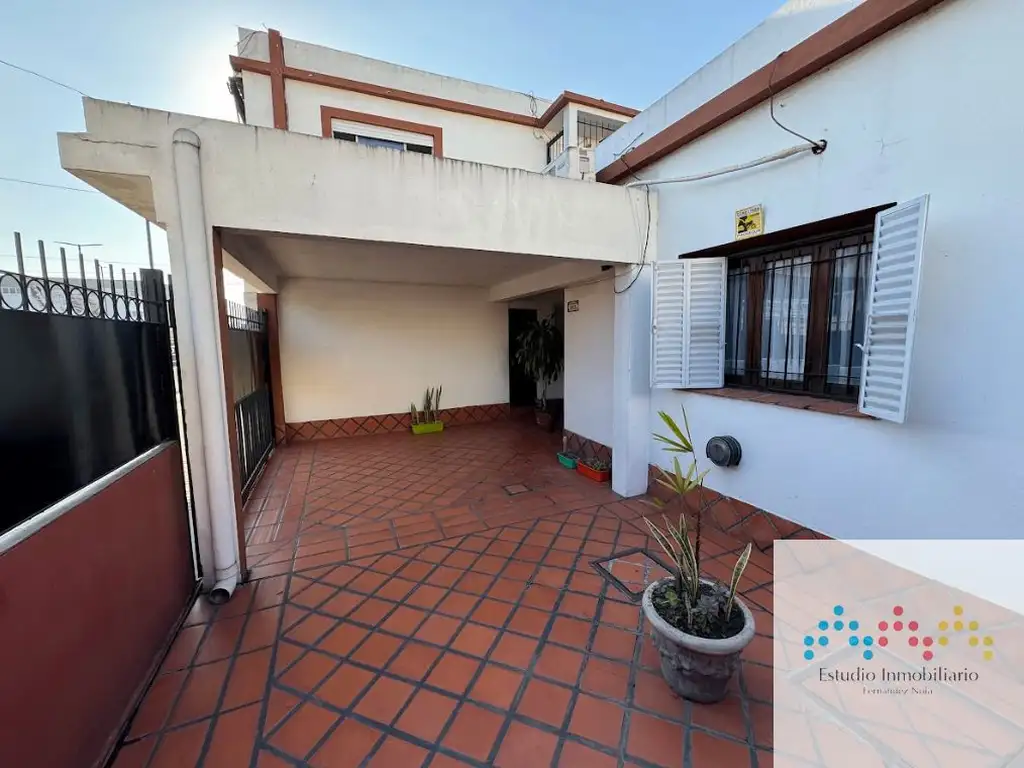 Casa en venta de 3 dormitorios c/ cochera en José C. Paz