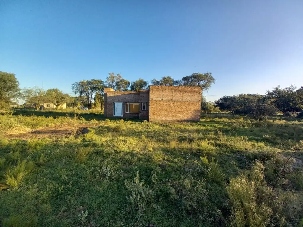 Terreno en Almirante Brown entre Alsina y Comercio