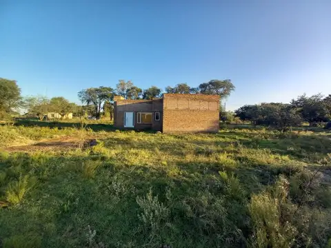 Terreno en Almirante Brown entre Alsina y Comercio