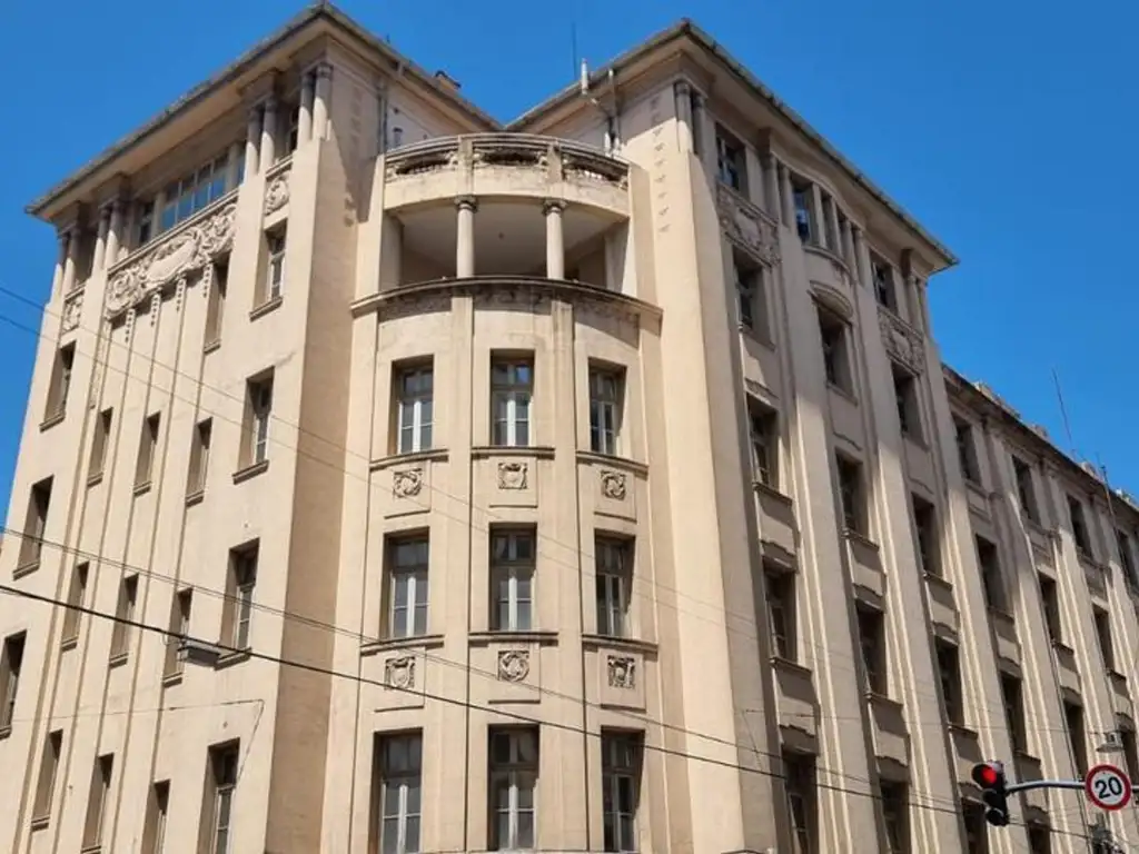 Edificio Art Deco 5 pisos con 4273m2 cubiertos