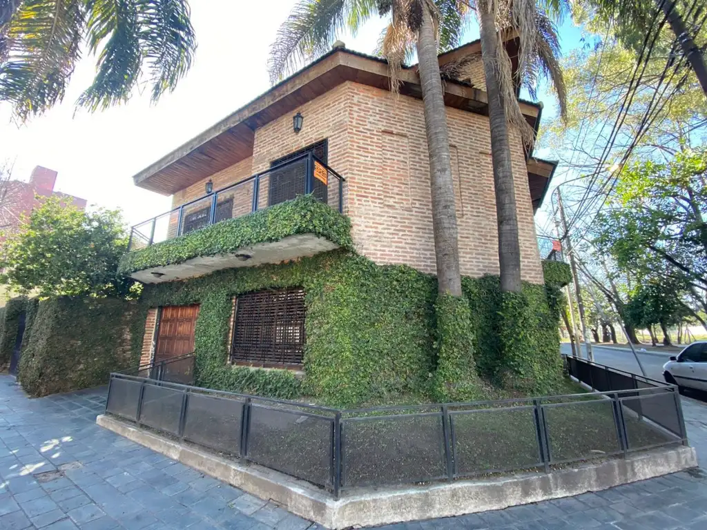 Casa - Venta - Argentina, Tres de Febrero - NICARAGUA - (3F) 4595