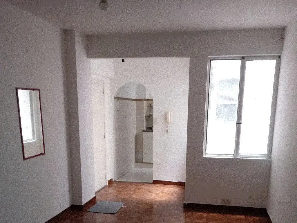 Venta de departamento de 2 ambientes - apto profesional.