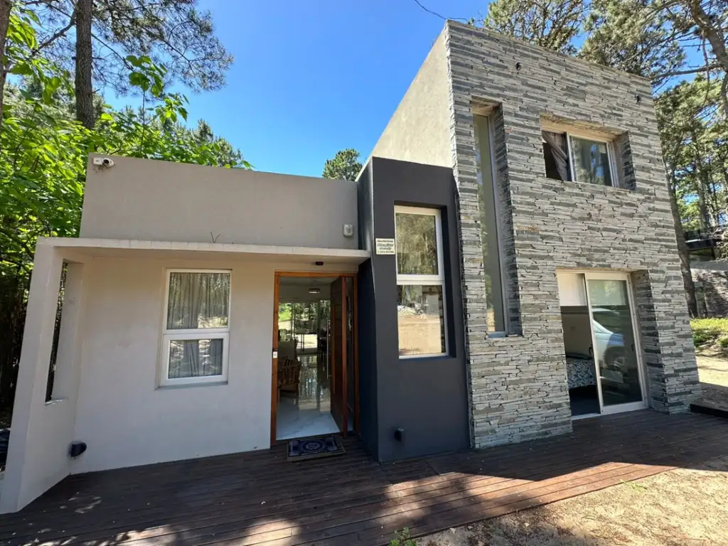 Casa en alquiler temporario de 3 dormitorios en Mar de las Pampas