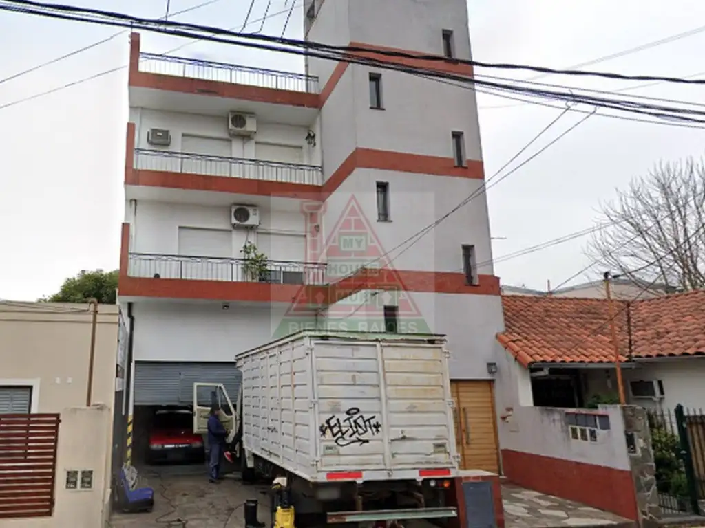 GALPON COMERCIAL 222 m², VENTA EN SAN ISIDRO