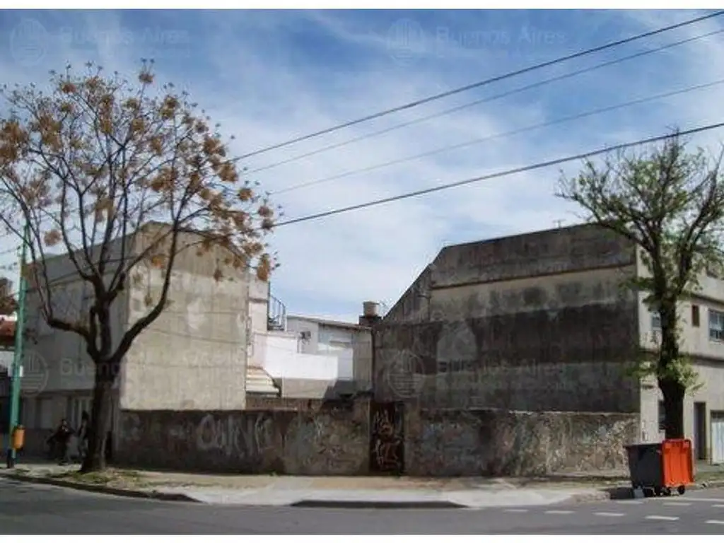 CARACAS esquina ASUNCIÓN