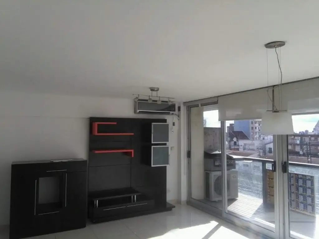 NUEVO VALOR -DEPARTAMENTO 4 AMBIENTES 87 M2 -  COCHERA CUBIERTA  - HAEDO CENTRO