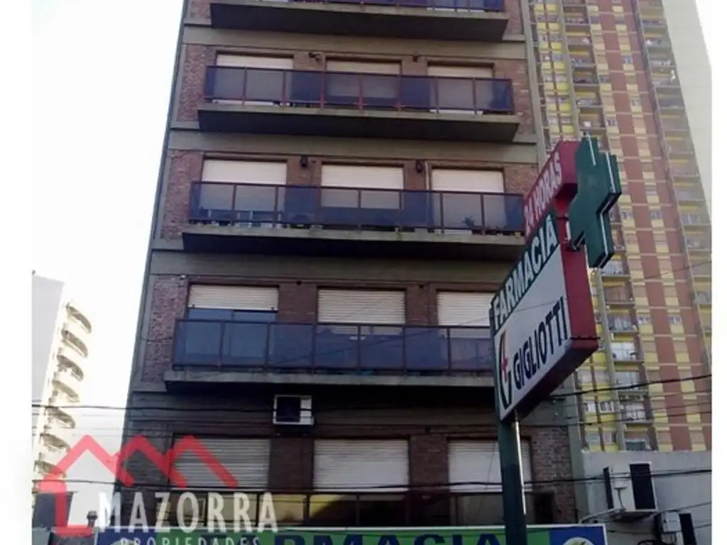 Departamento en VENTA- Caseros Centro