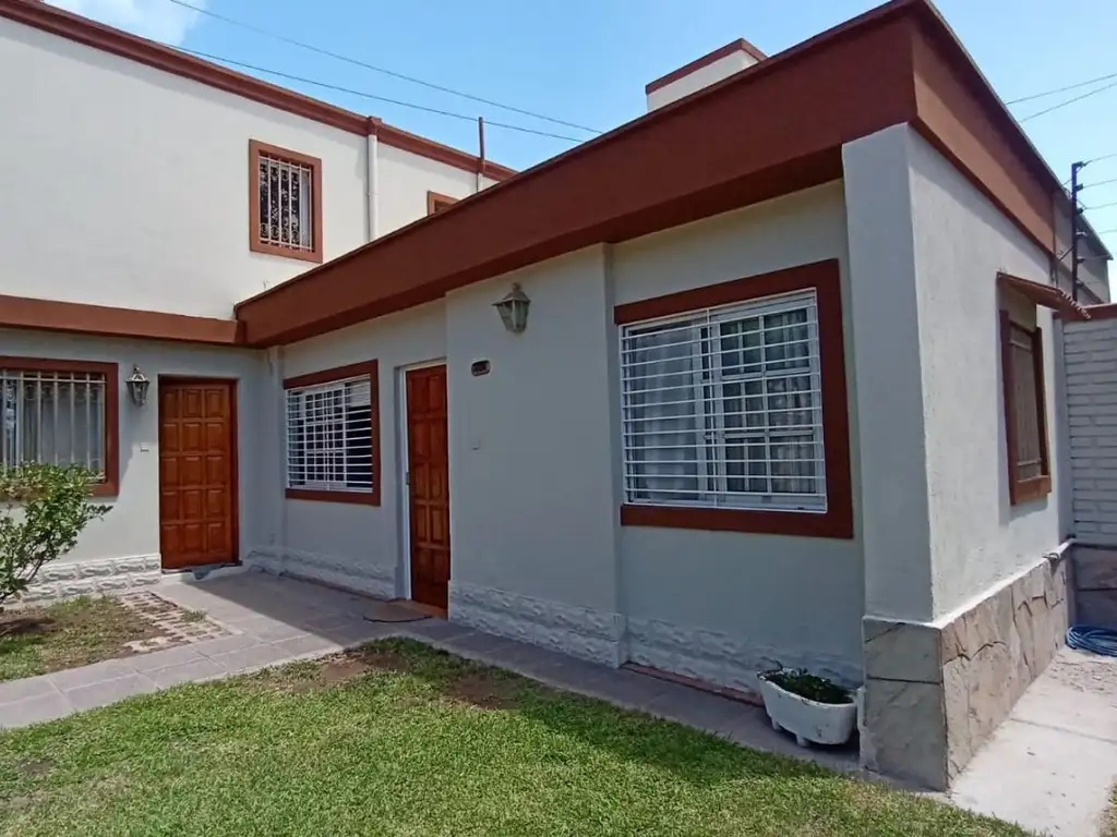 Casa - Venta - Argentina, Guaymallén - Tirasso 2200