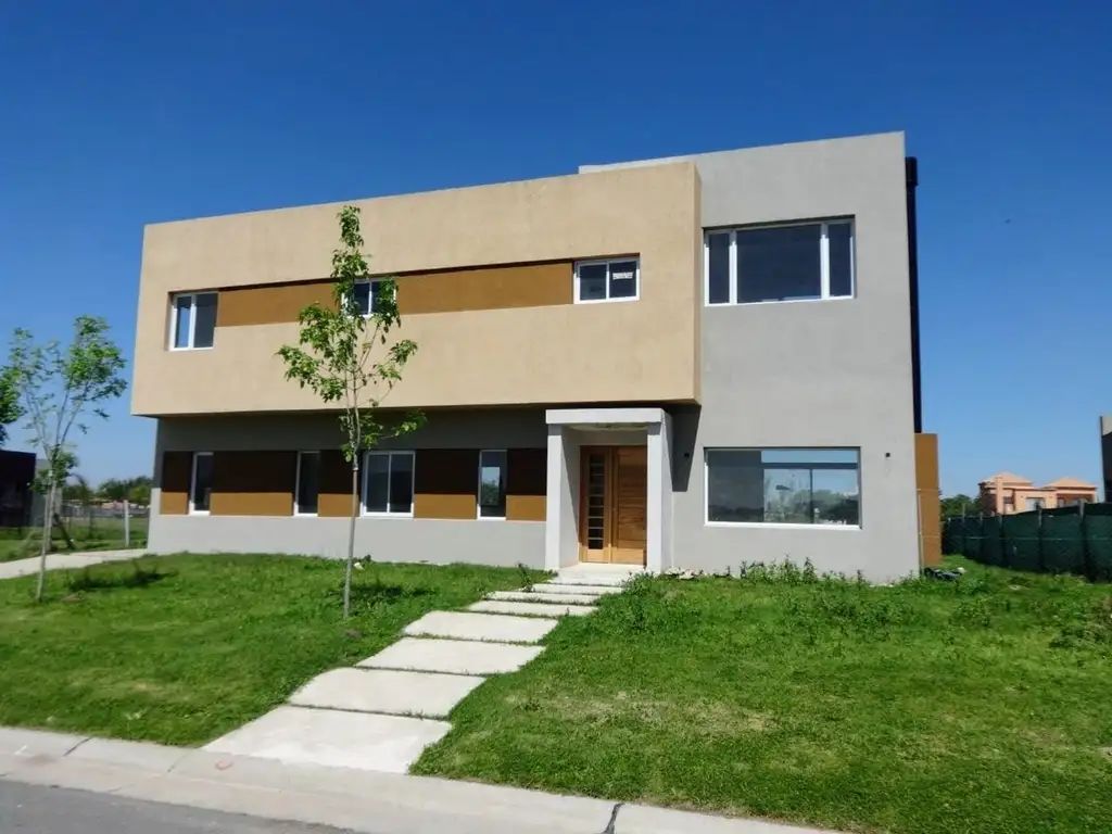 Casa en venta a laguna Bº San Marco, Villanueva