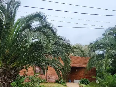 vendo casa quinta con planos 4 ambientes piscina climatizada apto credito hipotecario